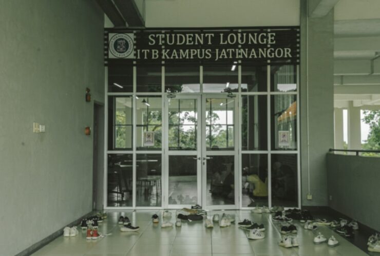 Parents et élèves découvrent Parcoursup lors des journées portes ouvertes du collège