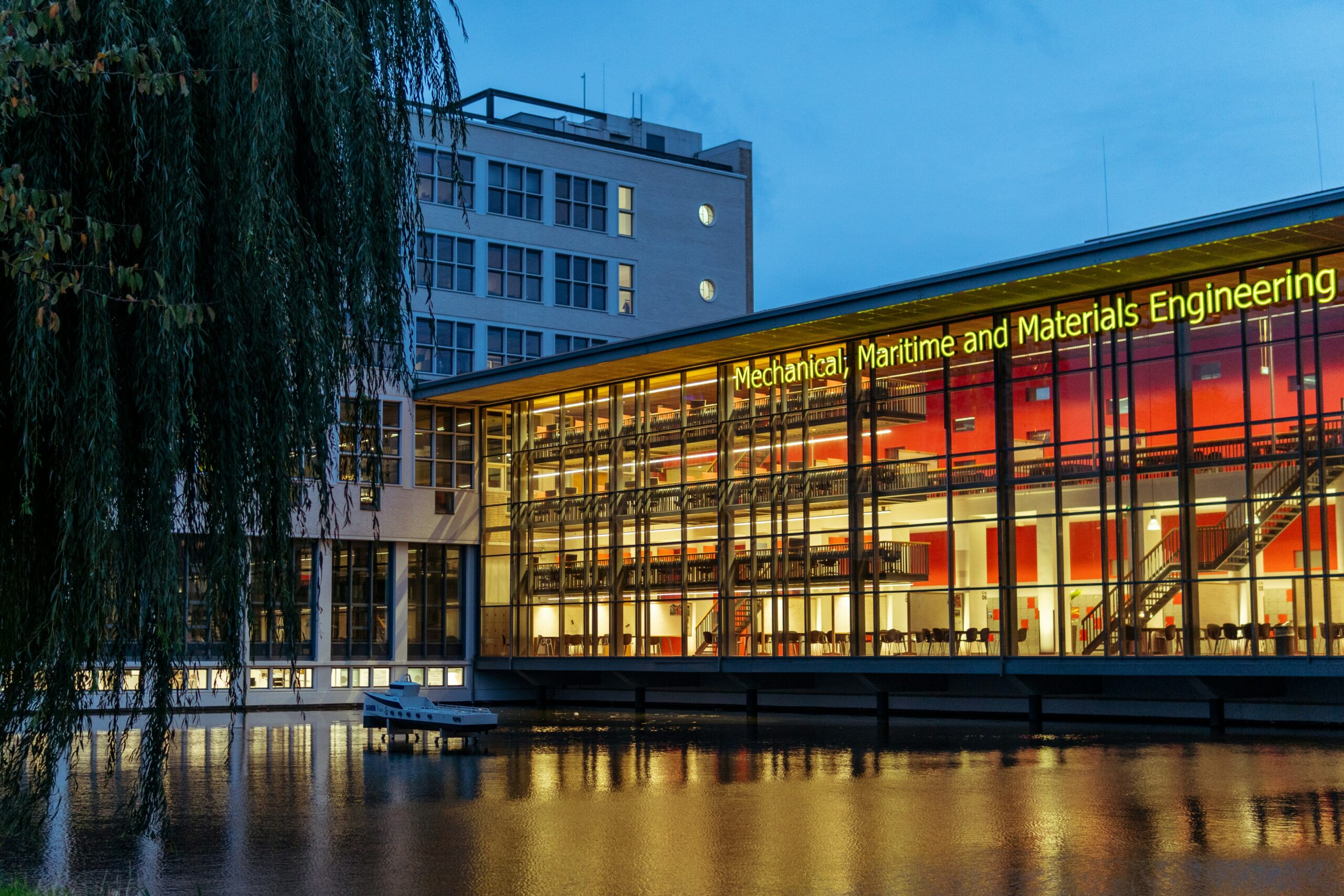 École d’ingénieurs innovant avec l'IA pour transformer la formation des étudiants