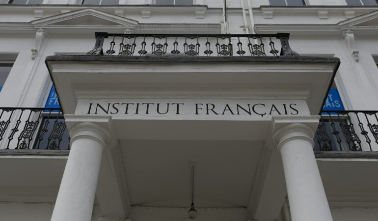 Grandes écoles de commerce : évolution de l'élitisme à la formation de masse