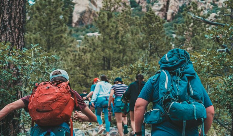 Logement étudiant économique en camping en 2026, une alternative innovante